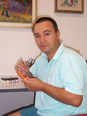 LS_loris_al_lavoro.jpg (27356 byte)