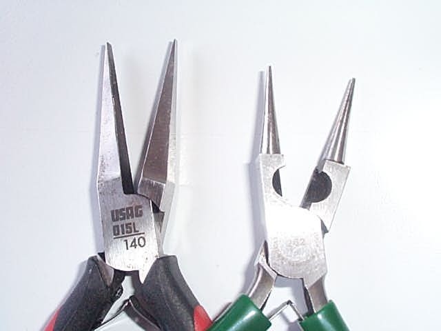 pinze_costruzione_particolare.jpg (30688 byte)